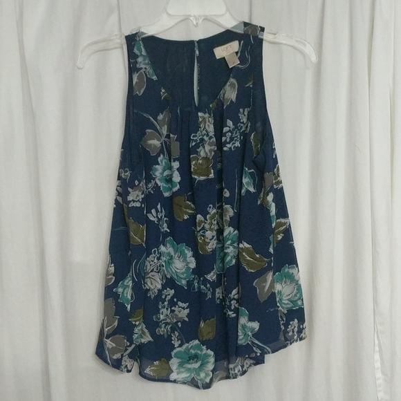 LOFT Tops - LOFT sleeveless lined top. Size SP